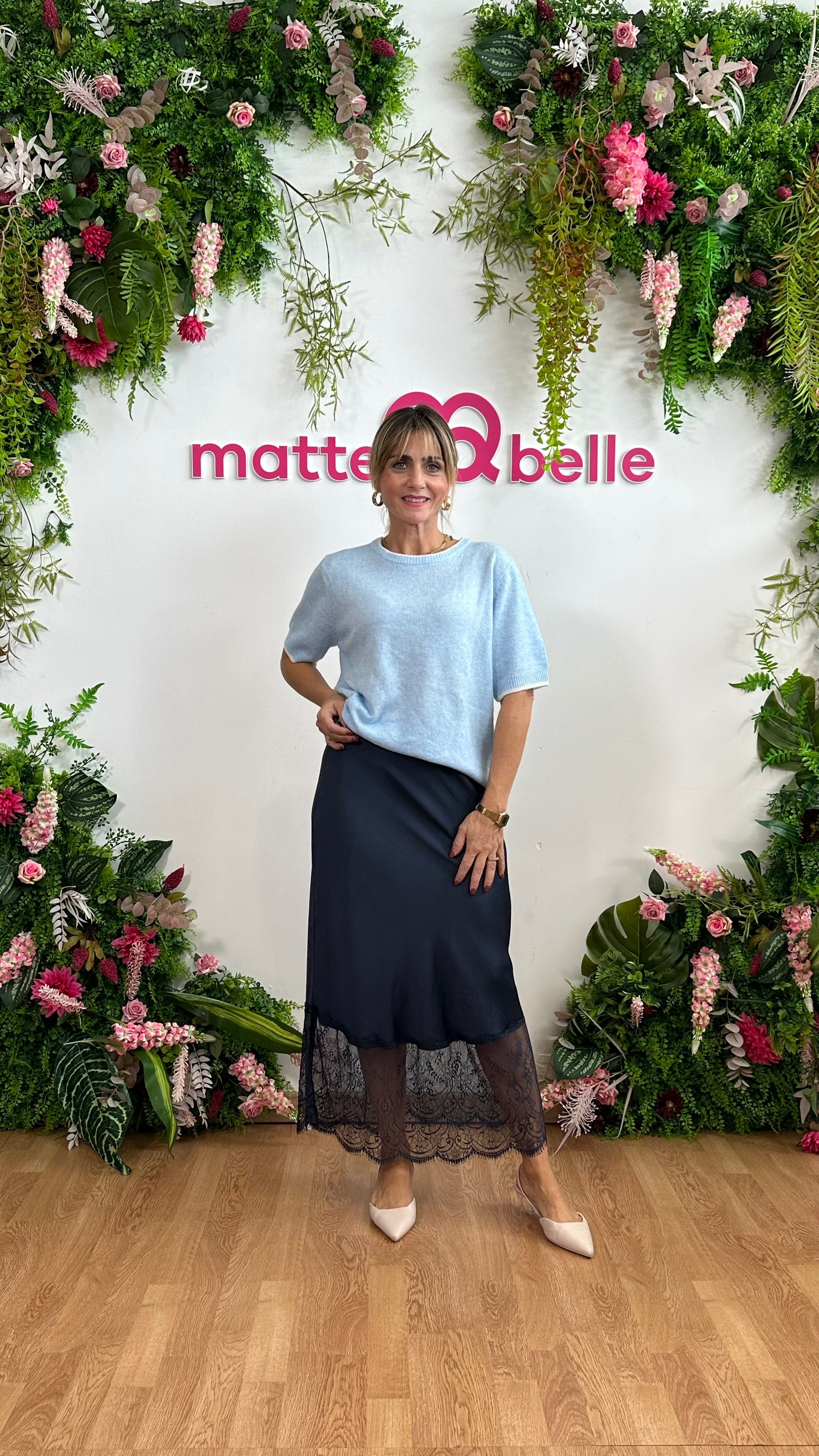 Gonna Viscosa con Pizzo Blu