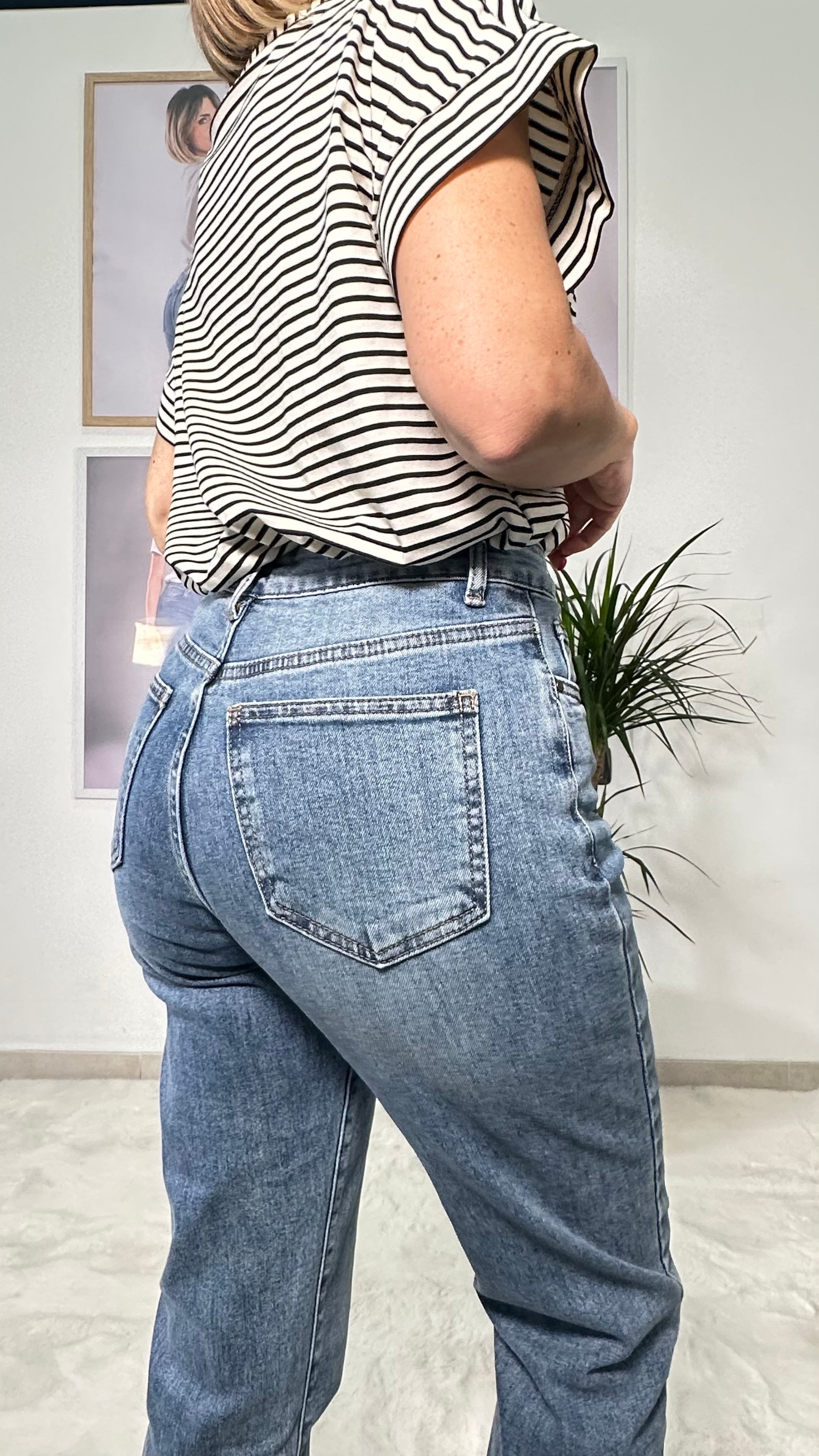 Jeans Mom Fit Denim Chiaro Soft Comfort