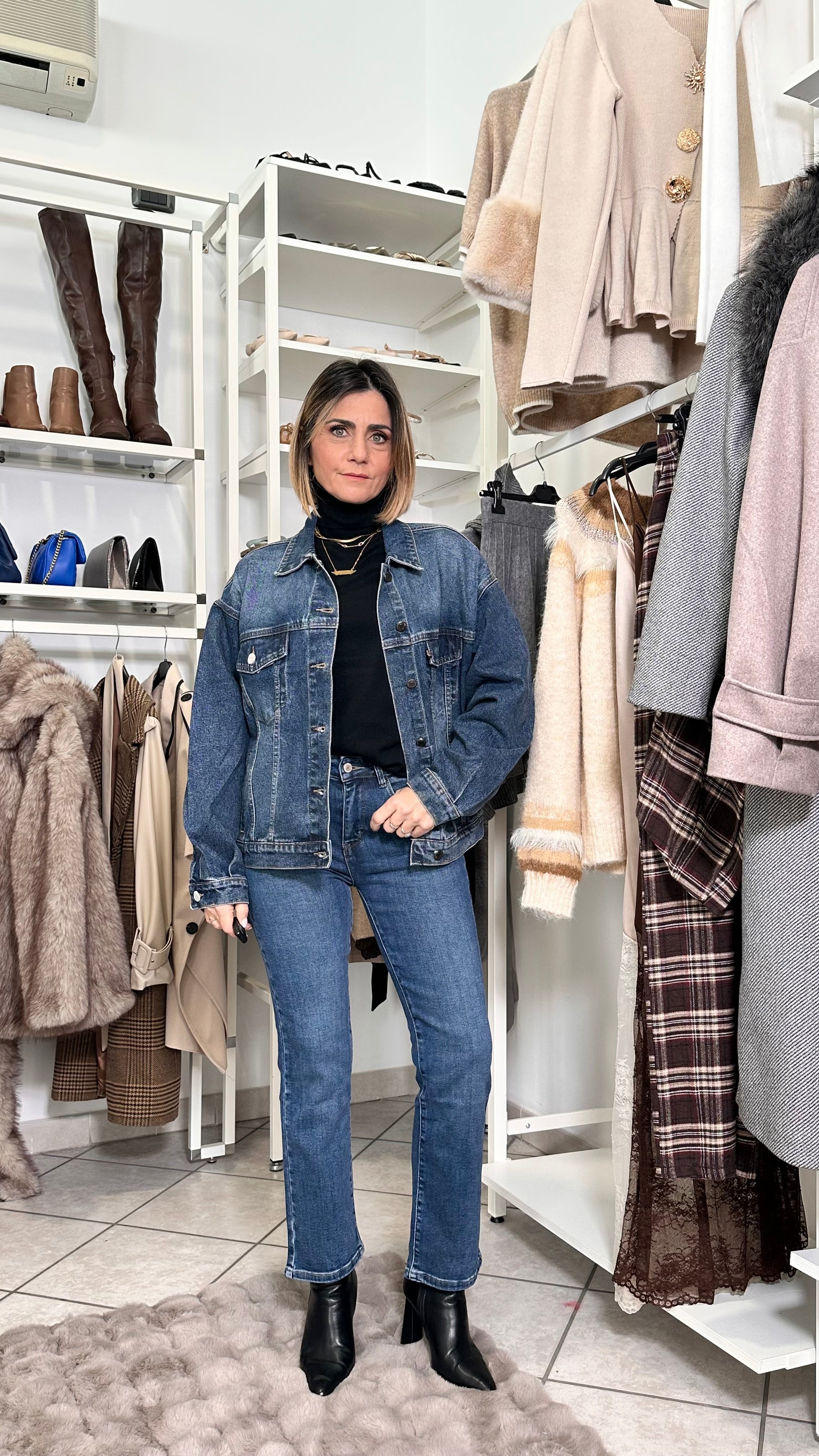 Denim Jacket Icon – Denim scuro