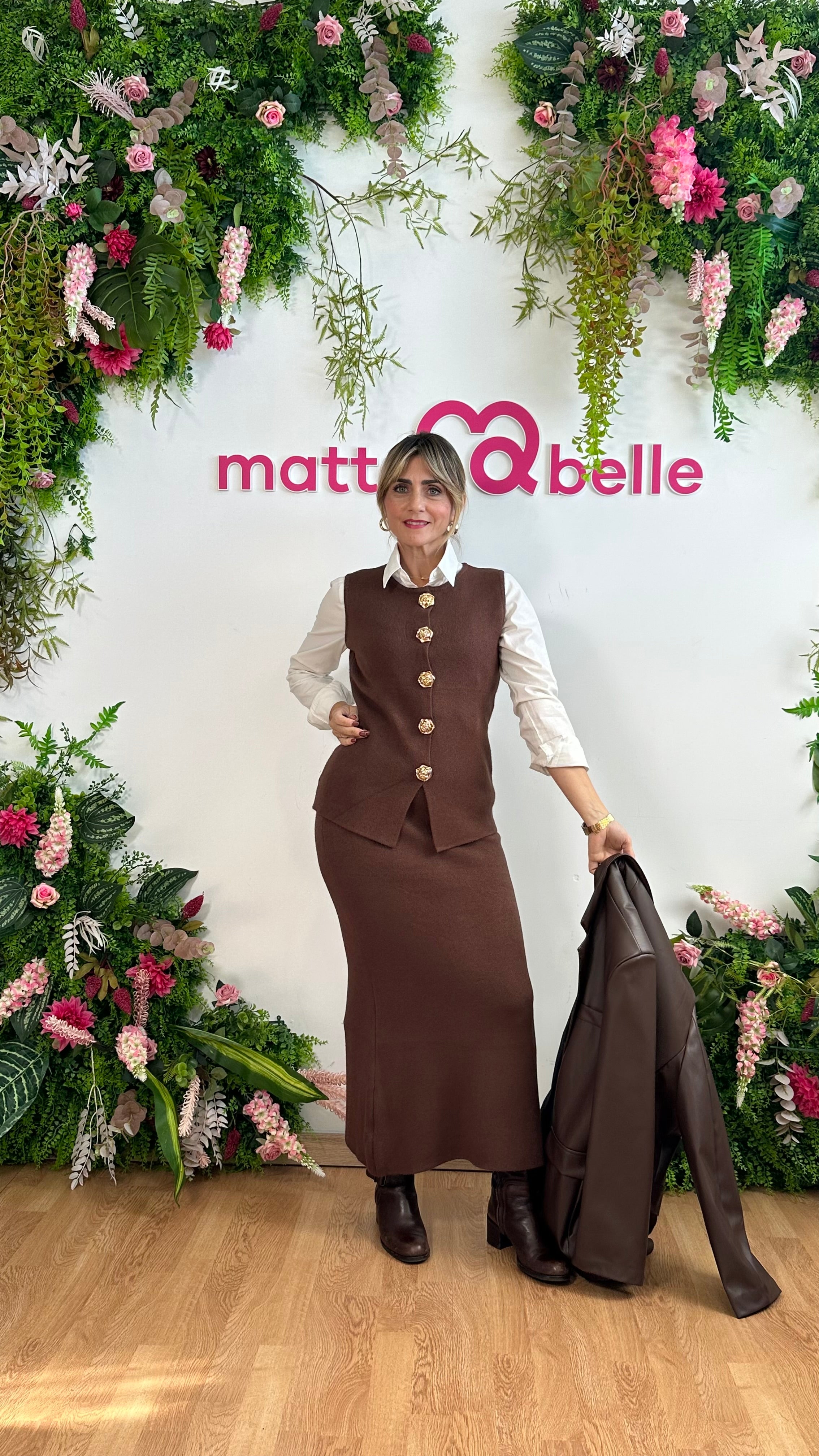 Coordinato Rose Giro Manica Marrone