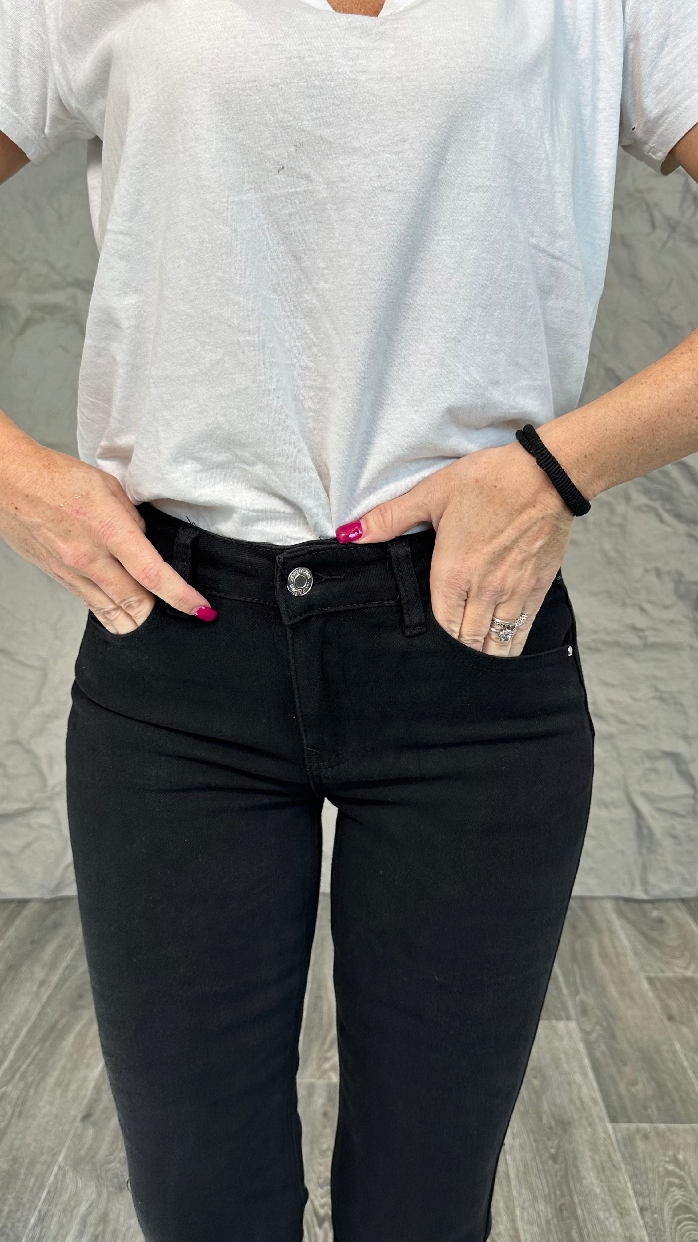 Jeans a zampa push up nero Lili