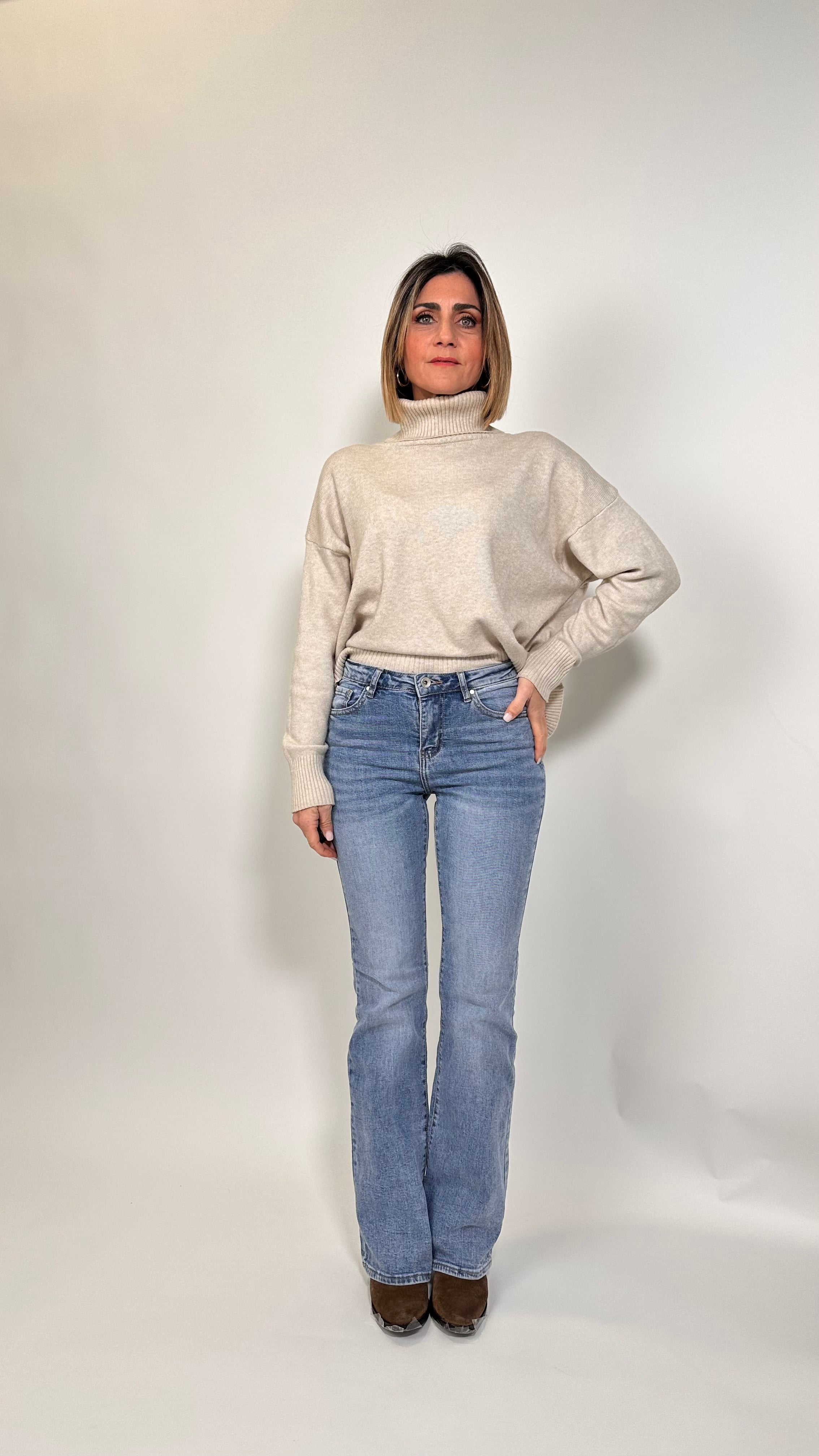 Jeans Flare denim chiaro  – Zampa Slanciante