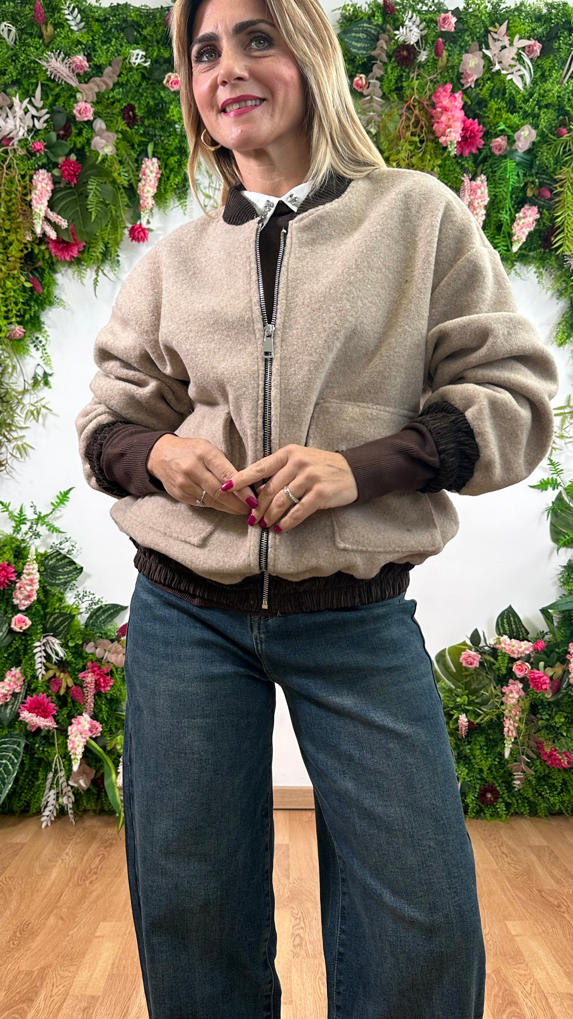 Bomber College Beige