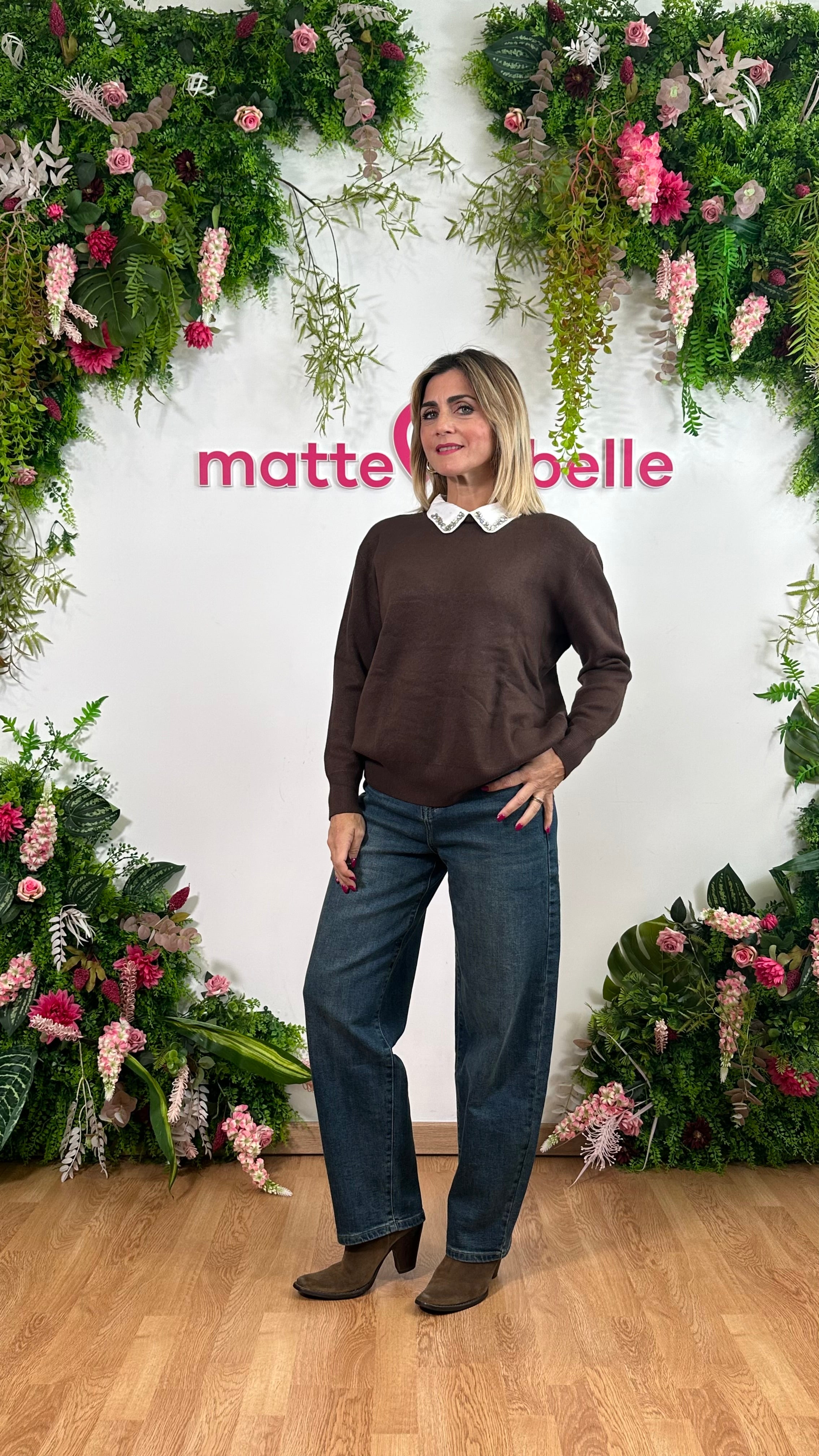 Maglia Colletto Strass Marrone