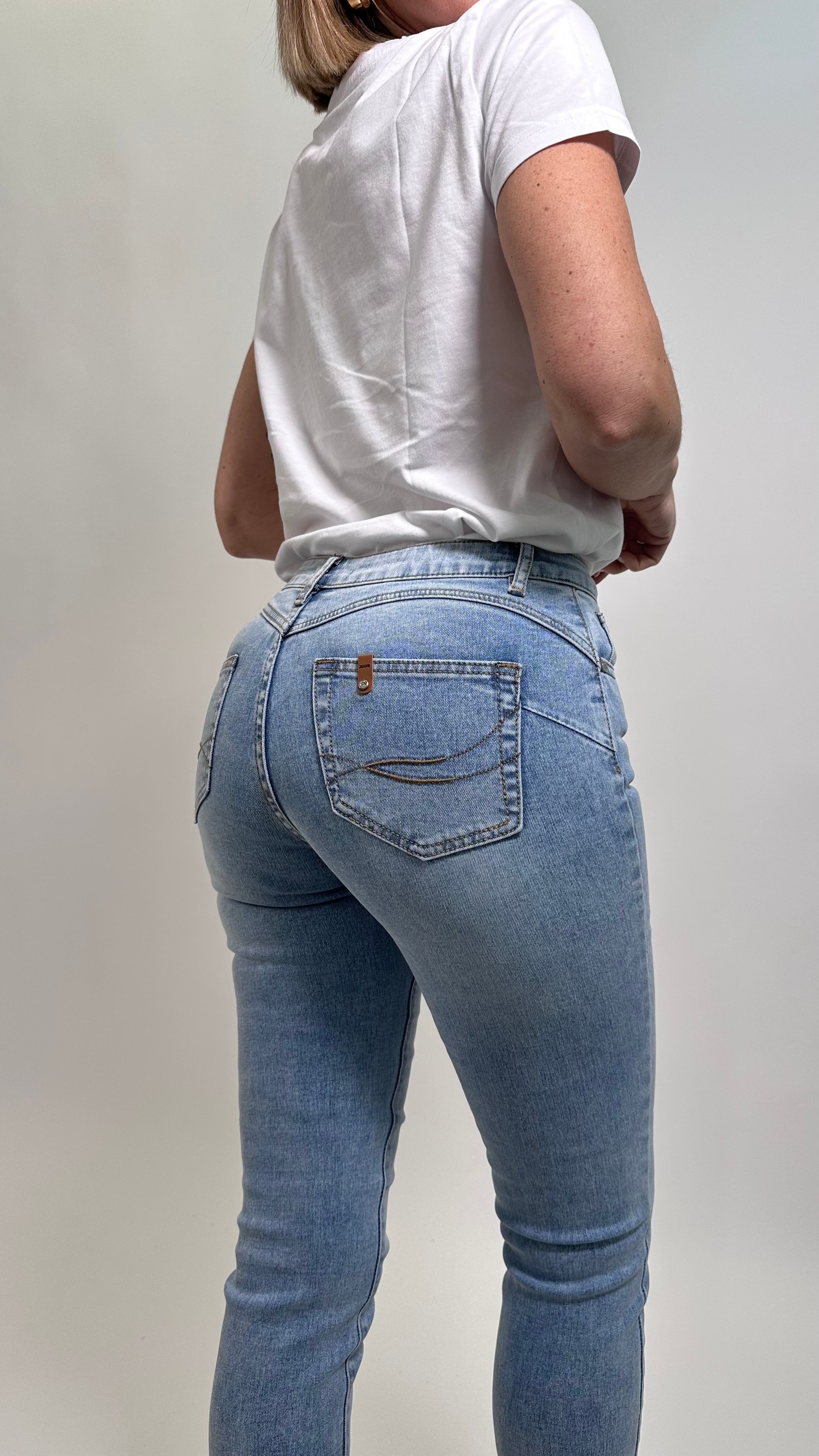 Jeans Skinny Push-Up lavaggio chiaro