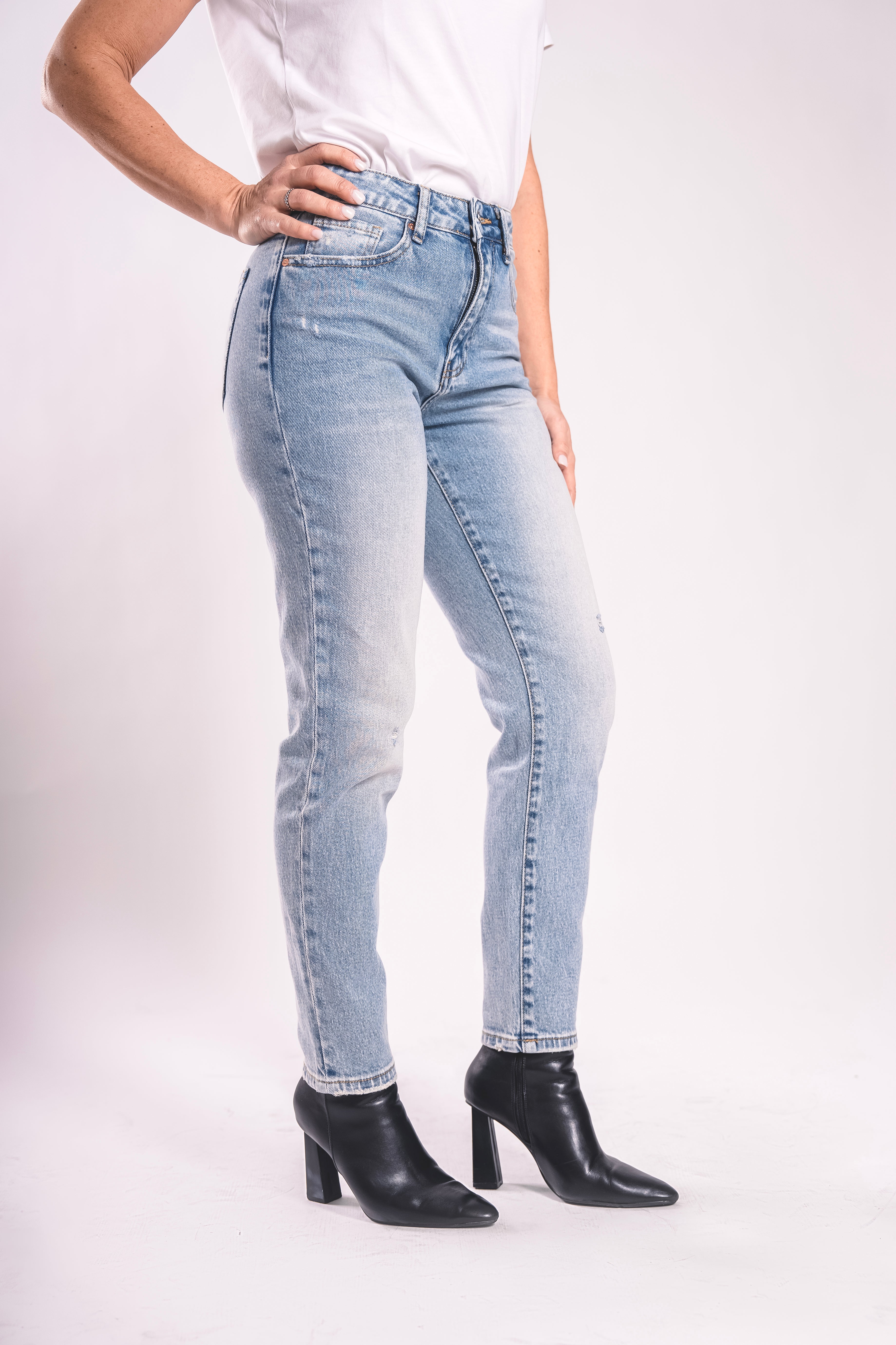 Mom Fit Vintage – Denim Chiaro