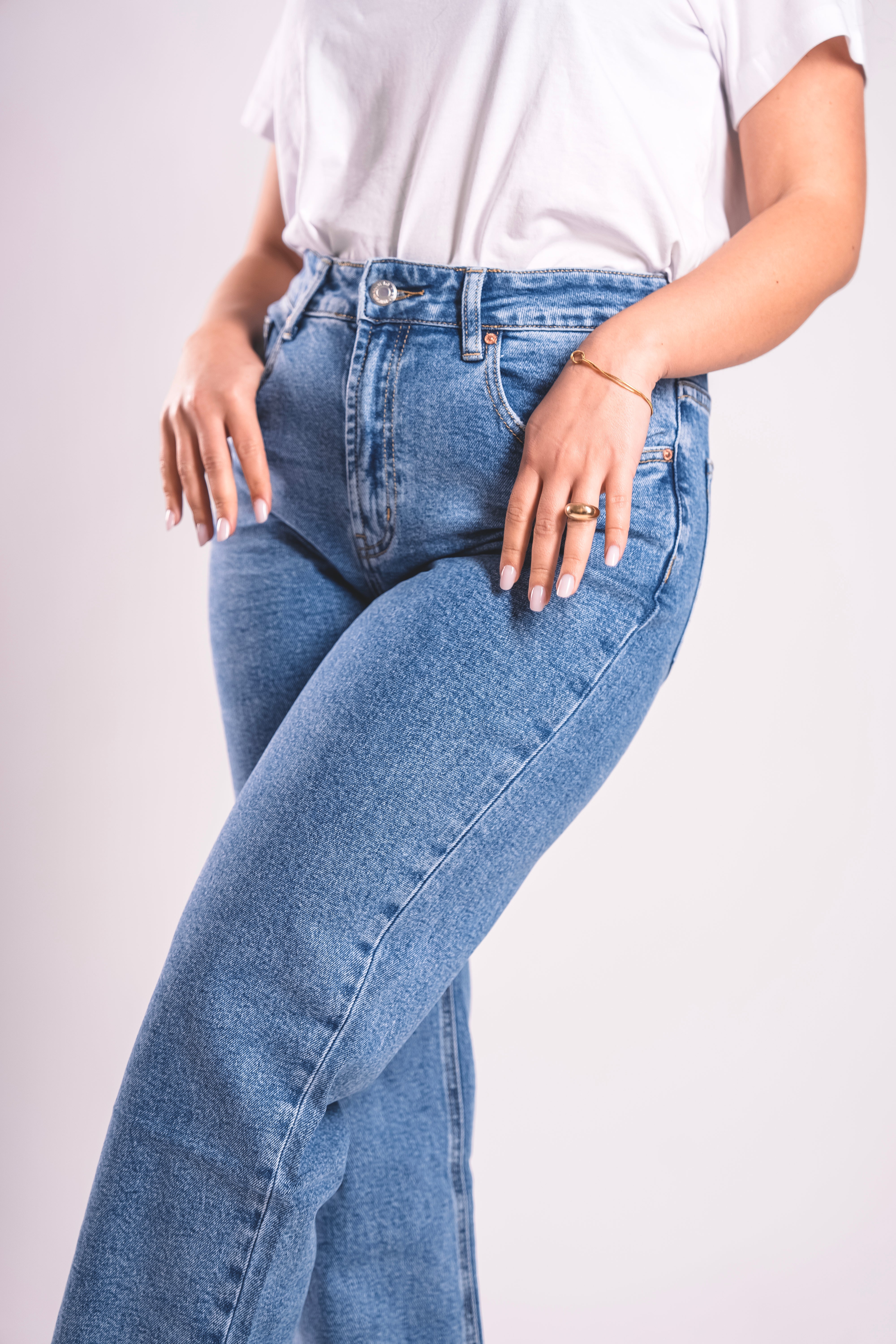 Jeans Straight Vita Alta – Denim Blu Medio