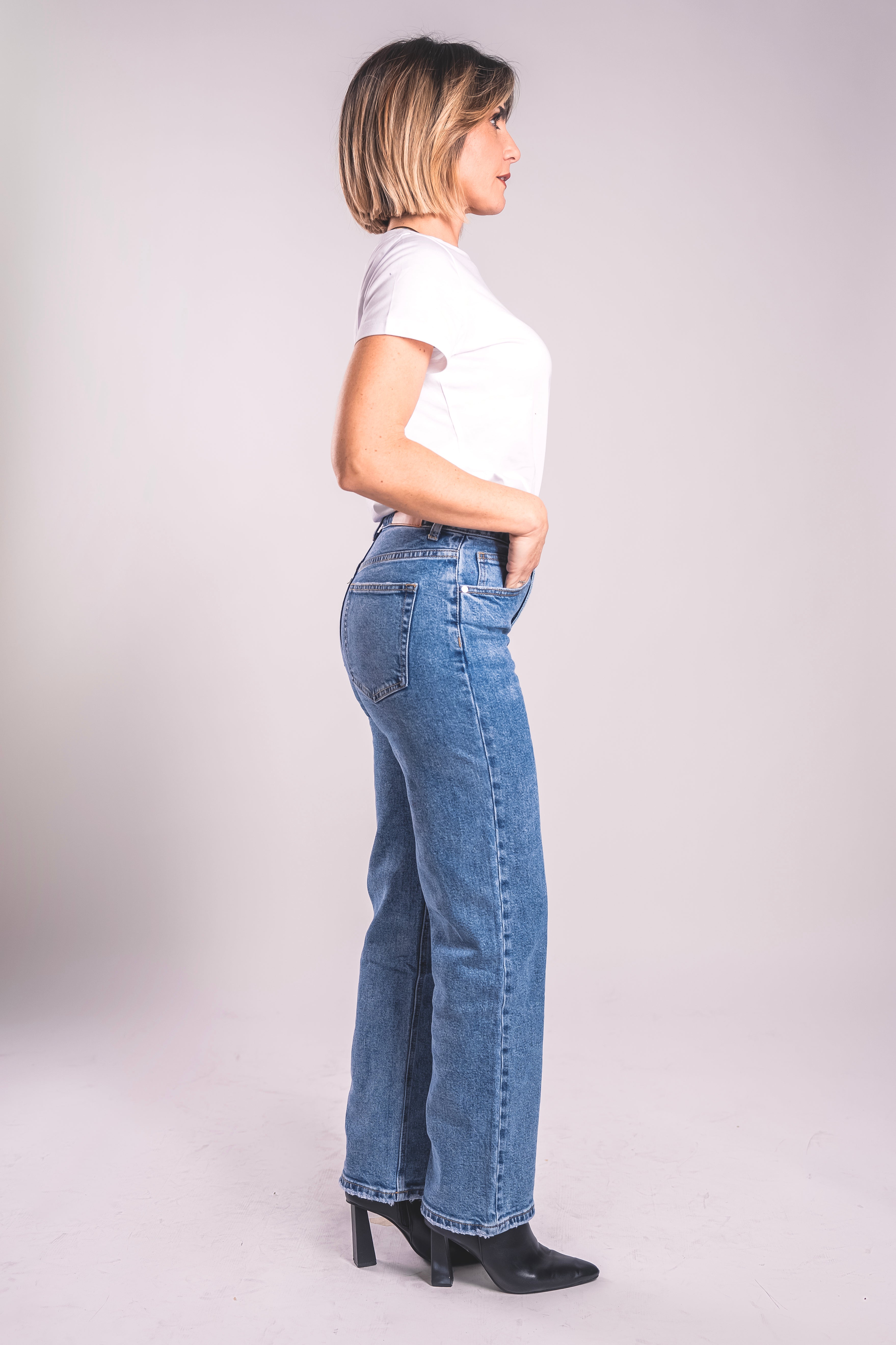 Jeans Straight Vita Alta – Denim Blu Medio
